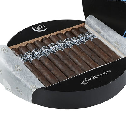 La Flor Dominicana La Nox